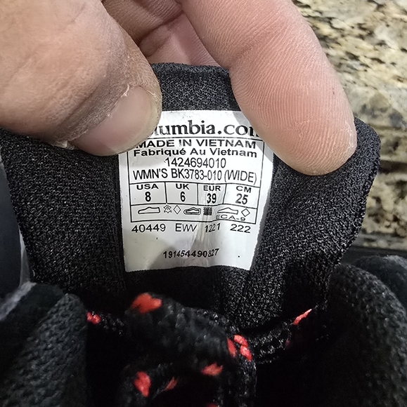 Columbia Women's Booots - Picture 5 of 5